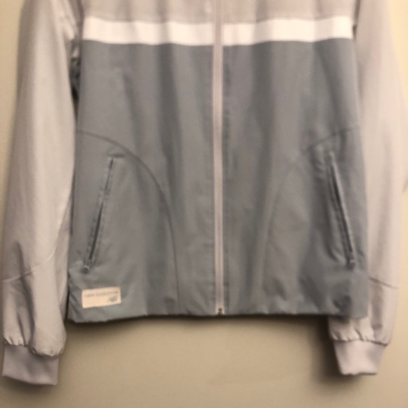 New Balance Light Grey and Powder Blue Zip Jacket, Size S - Picture 3 of 10